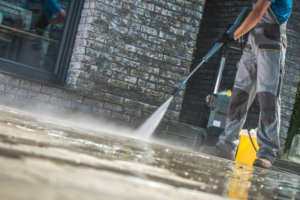 Best Restaurant Pressure Washing  in Newton, MA